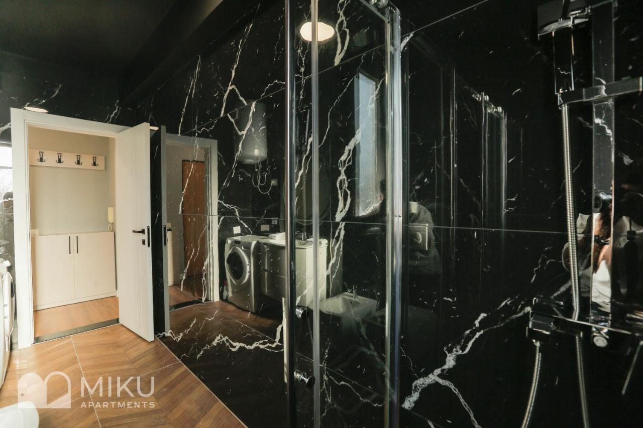 Miku Apartment Tirana Exterior foto